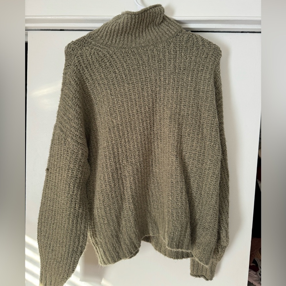 Olive green AE sweater